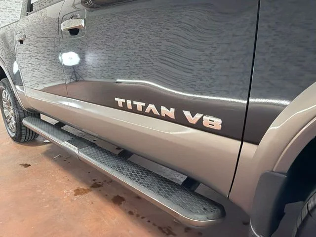 Used 2019 Magnetic Black Metallic Nissan Platinum Reserve image 9