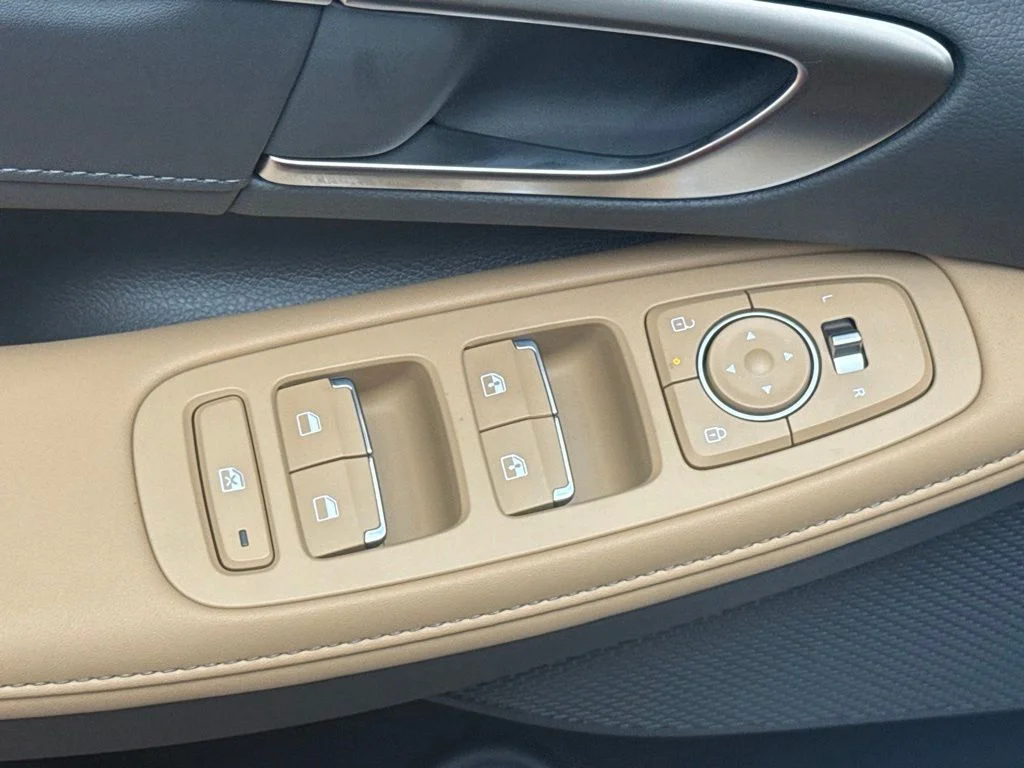 New 2026 Serenity White Hyundai Limited image 21