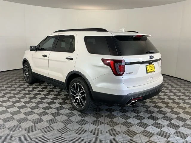Used 2016 White Ford Sport image 7