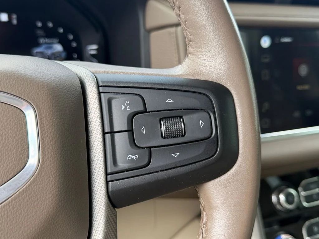 2022 GMC Yukon XL Denali - Photo 24