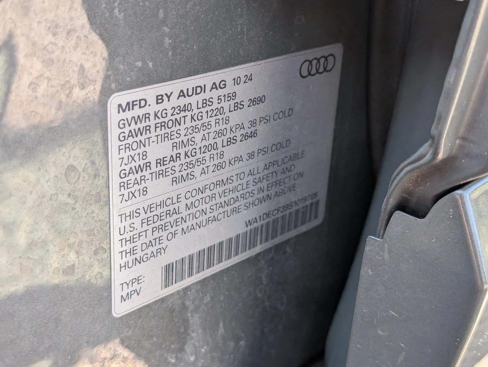 Used 2025  Audi S line Premium image 14