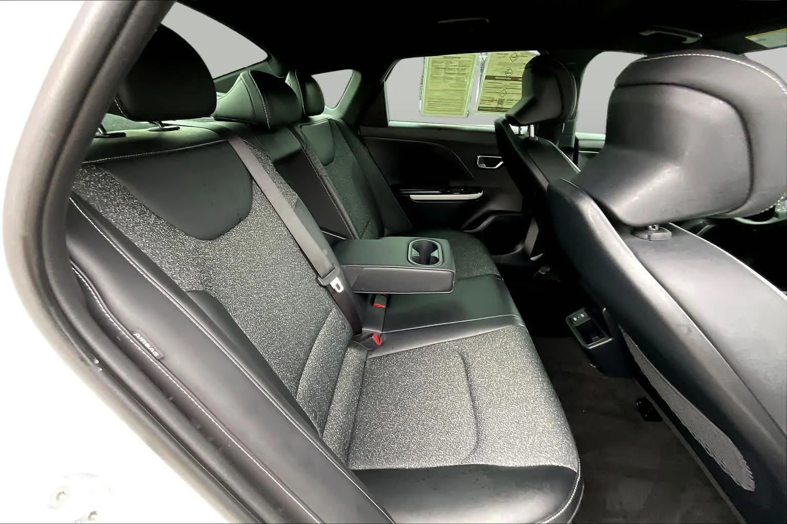 Used 2025 Snow White Pearl Kia GT-Line image 20