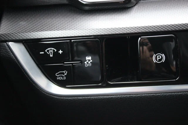 Used 2023 Black Kia SX-Prestige image 19