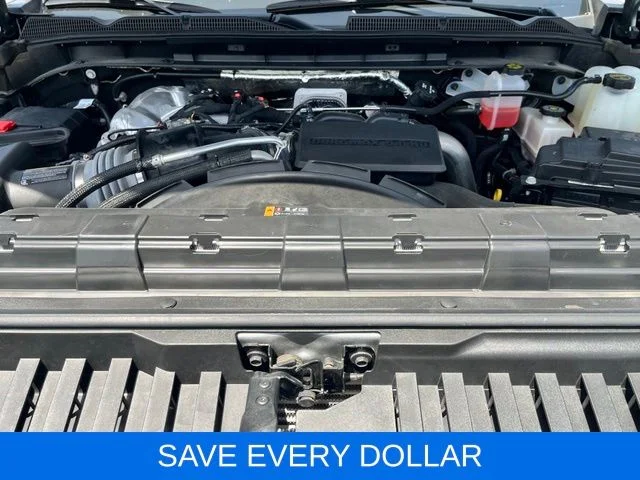 Used 2025 Silver GMC Denali image 30