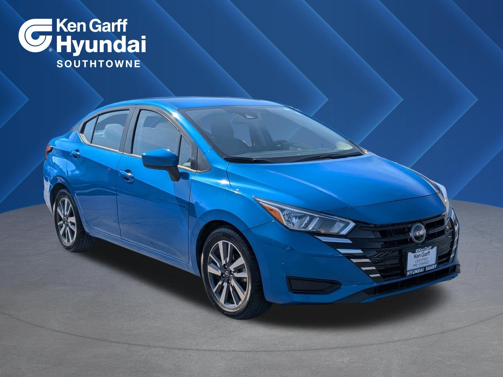 2023 Nissan Versa 1.6 SV CVT's photo