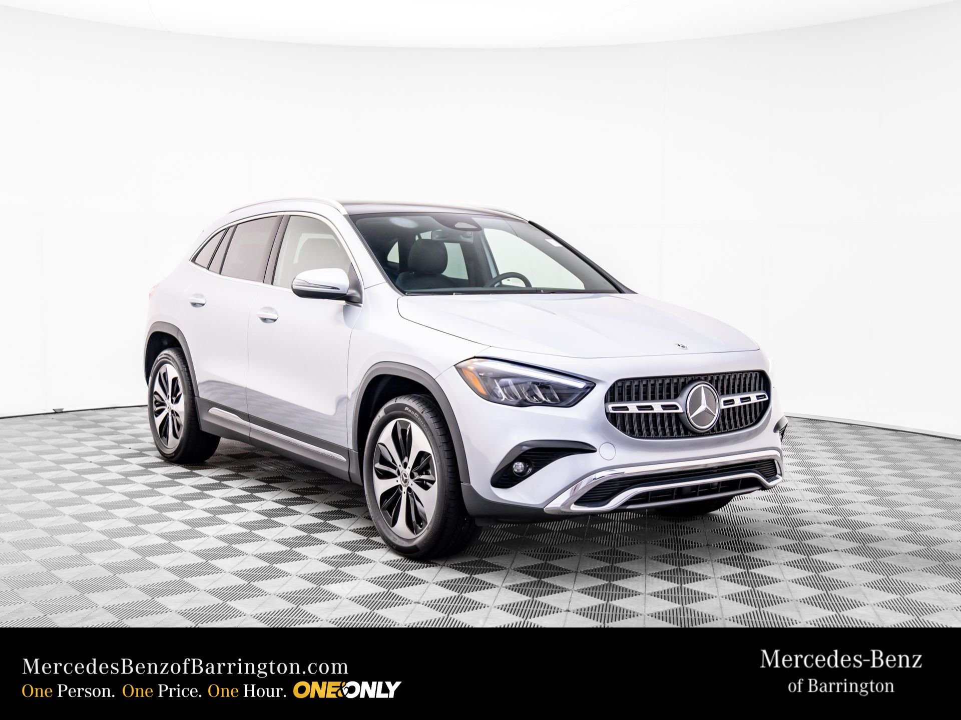 New 2026 Cirrus Silver Metallic Mercedes-Benz GLA 250 image 8