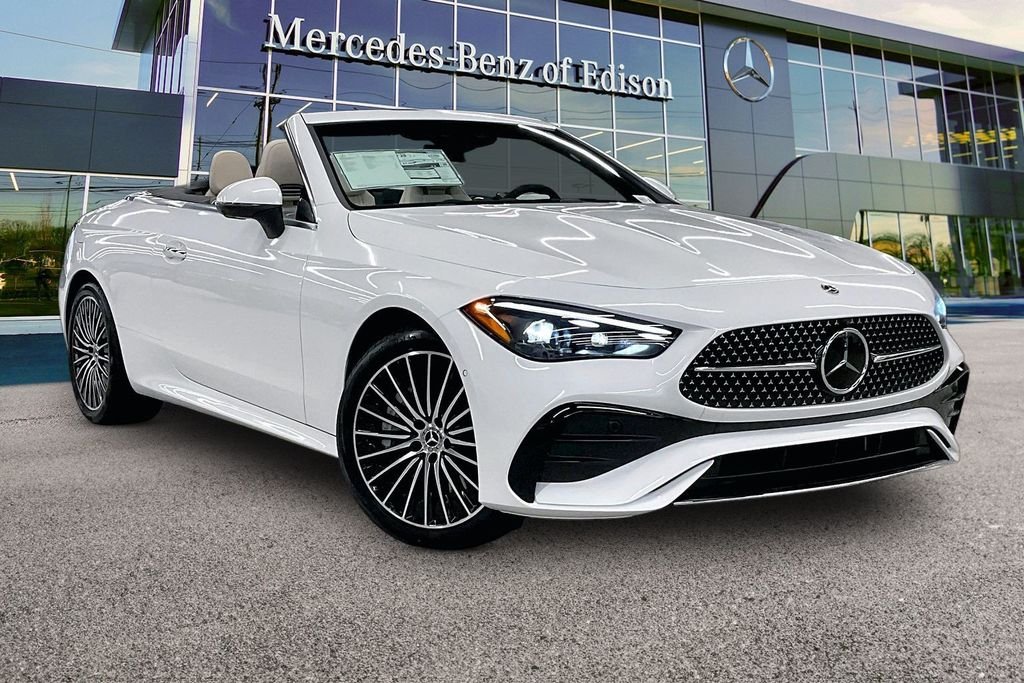 2026 Mercedes-Benz CLE CLE 450 4Matic Cabriolet's photo