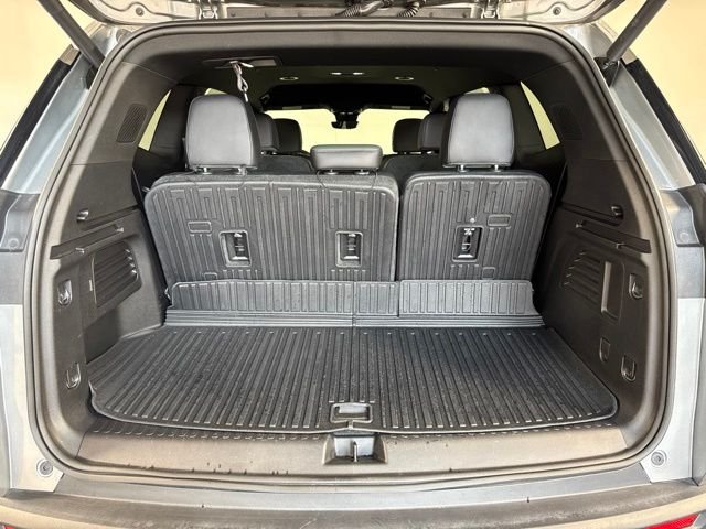 Used 2026 Silver GMC AT4 image 21