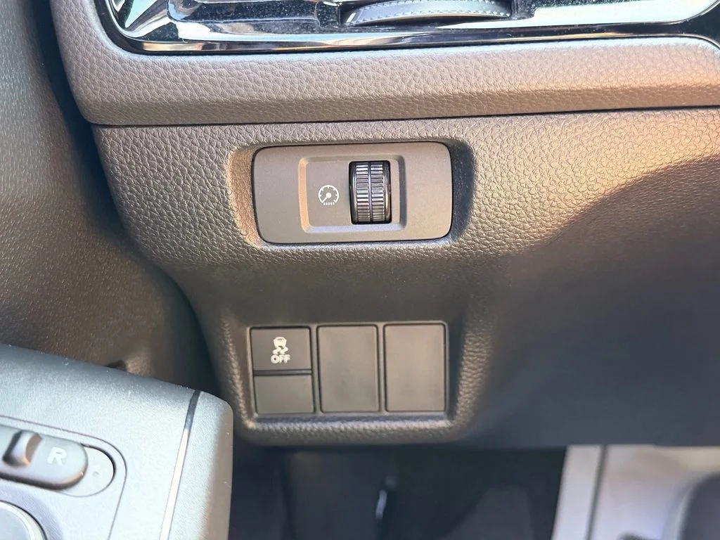 Used 2025 Gray Honda Sport image 31