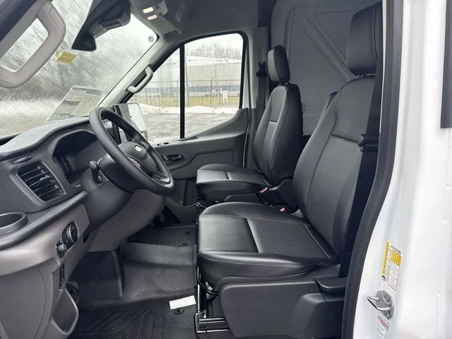 New 2026 Oxford White Ford Cargo Van image 37