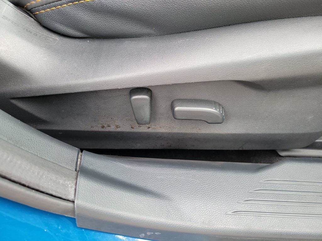 Used 2022 Geyser Blue Subaru Wilderness image 9