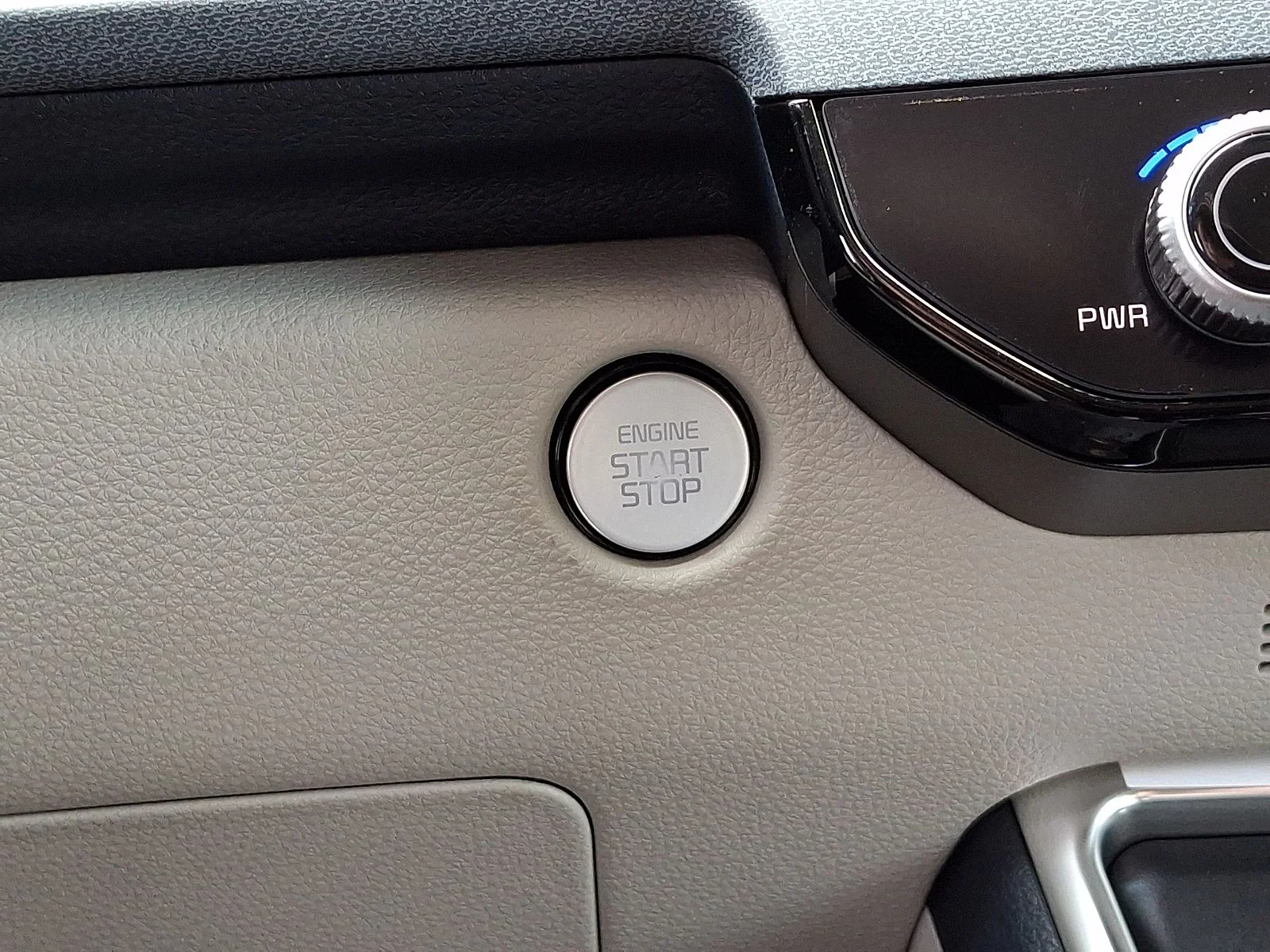 New 2026 White Kia EX image 20