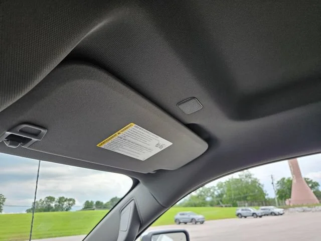 New 2026 Summit White GMC SLT DRW image 21