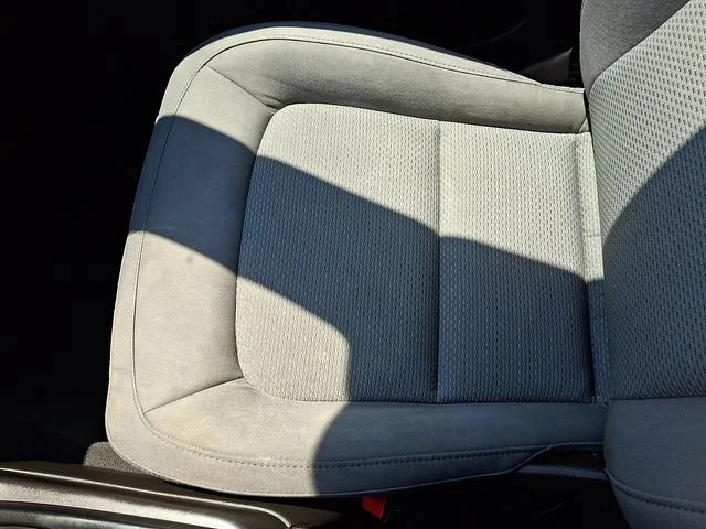Used 2022 Summit White Chevrolet WT image 25
