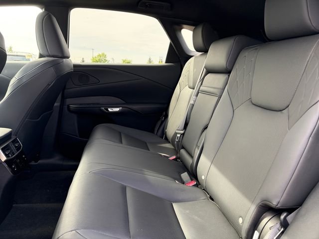 Used 2025 Silver Lexus 350 image 22