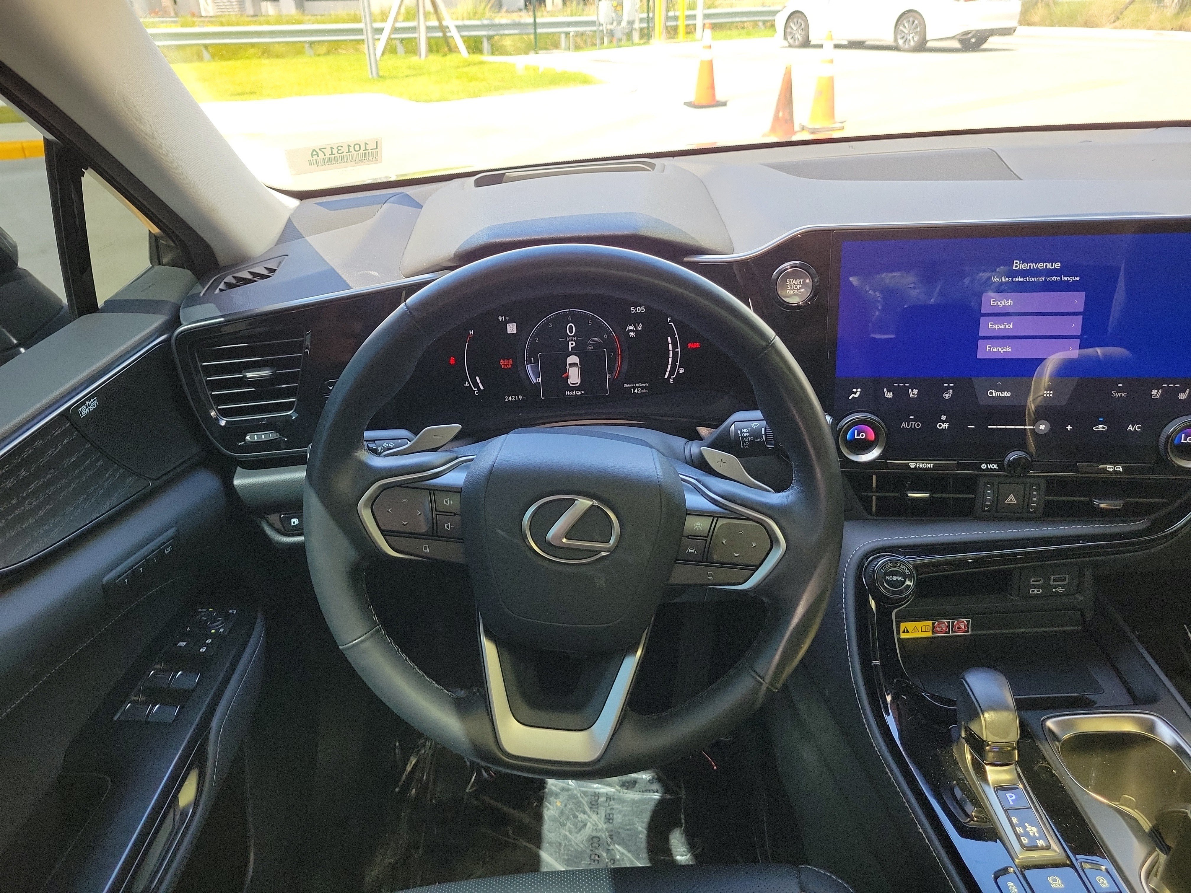 Used 2024 Silver Lexus 350 Luxury image 15