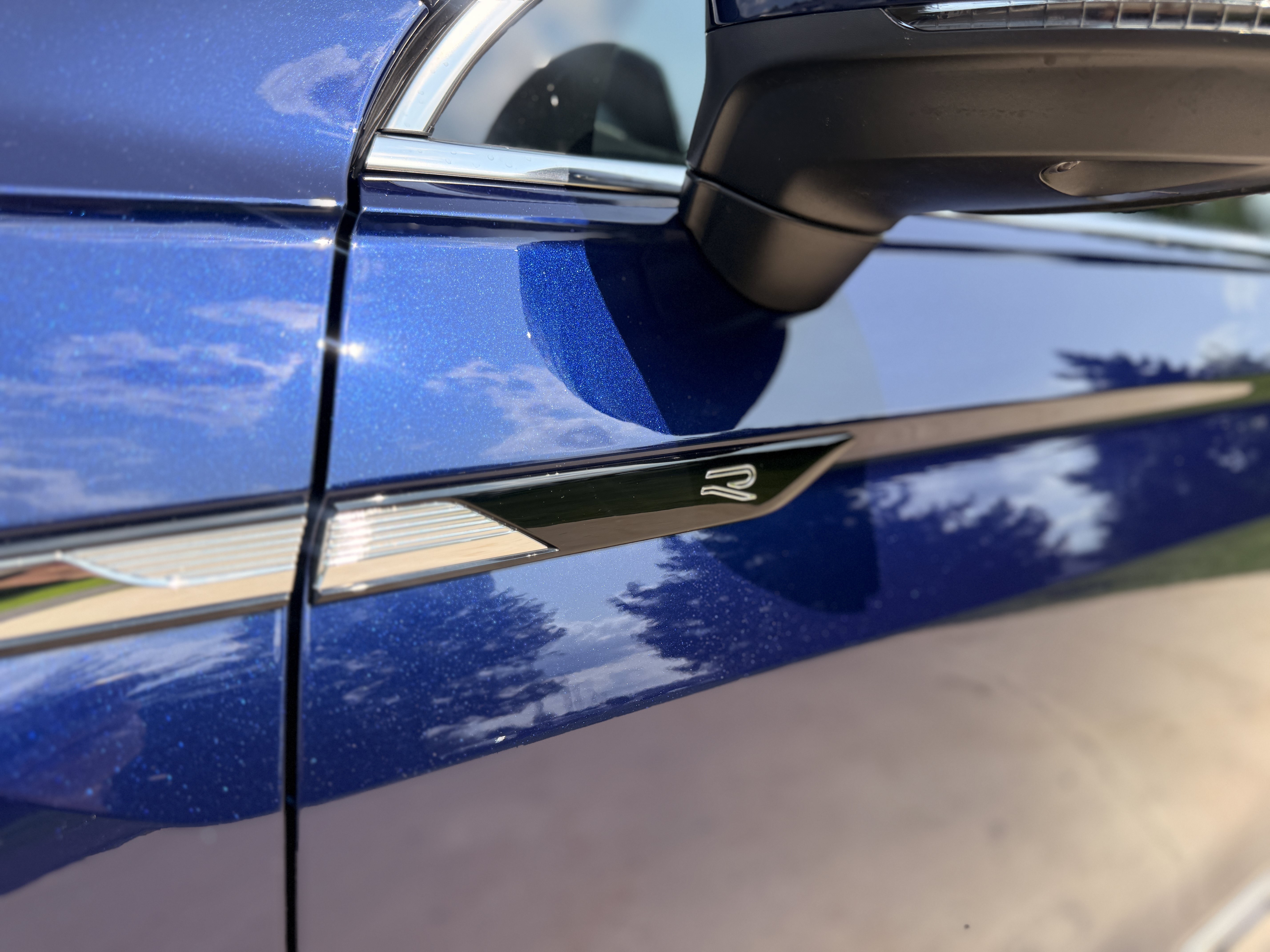 Used 2024 Blue Volkswagen SEL R-Line image 21