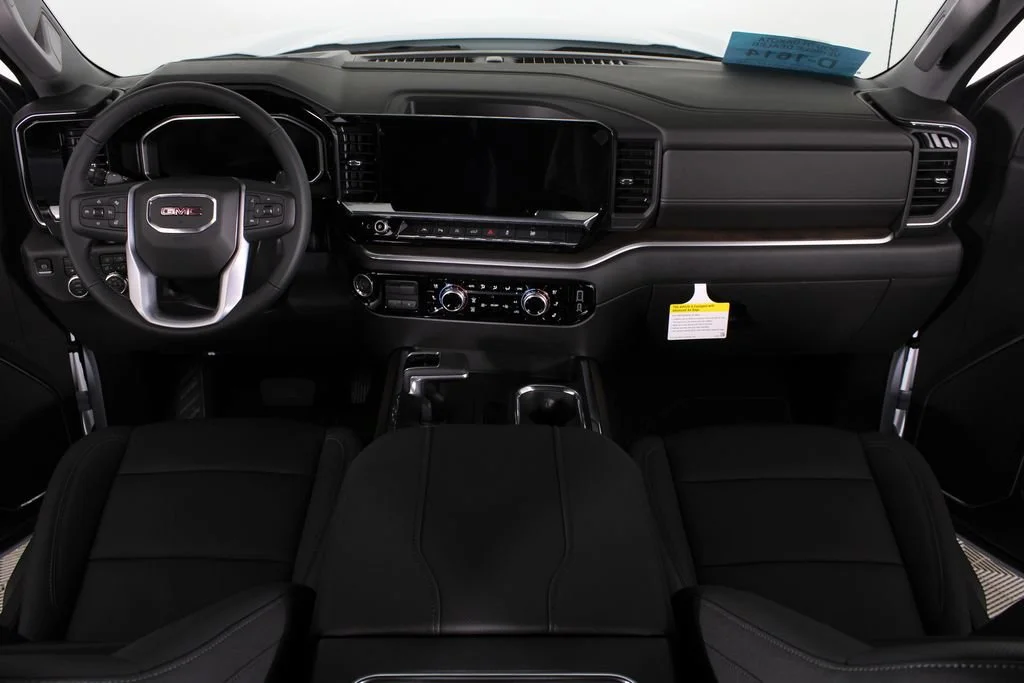 2026 GMC Sierra 1500 SLT - Photo 26