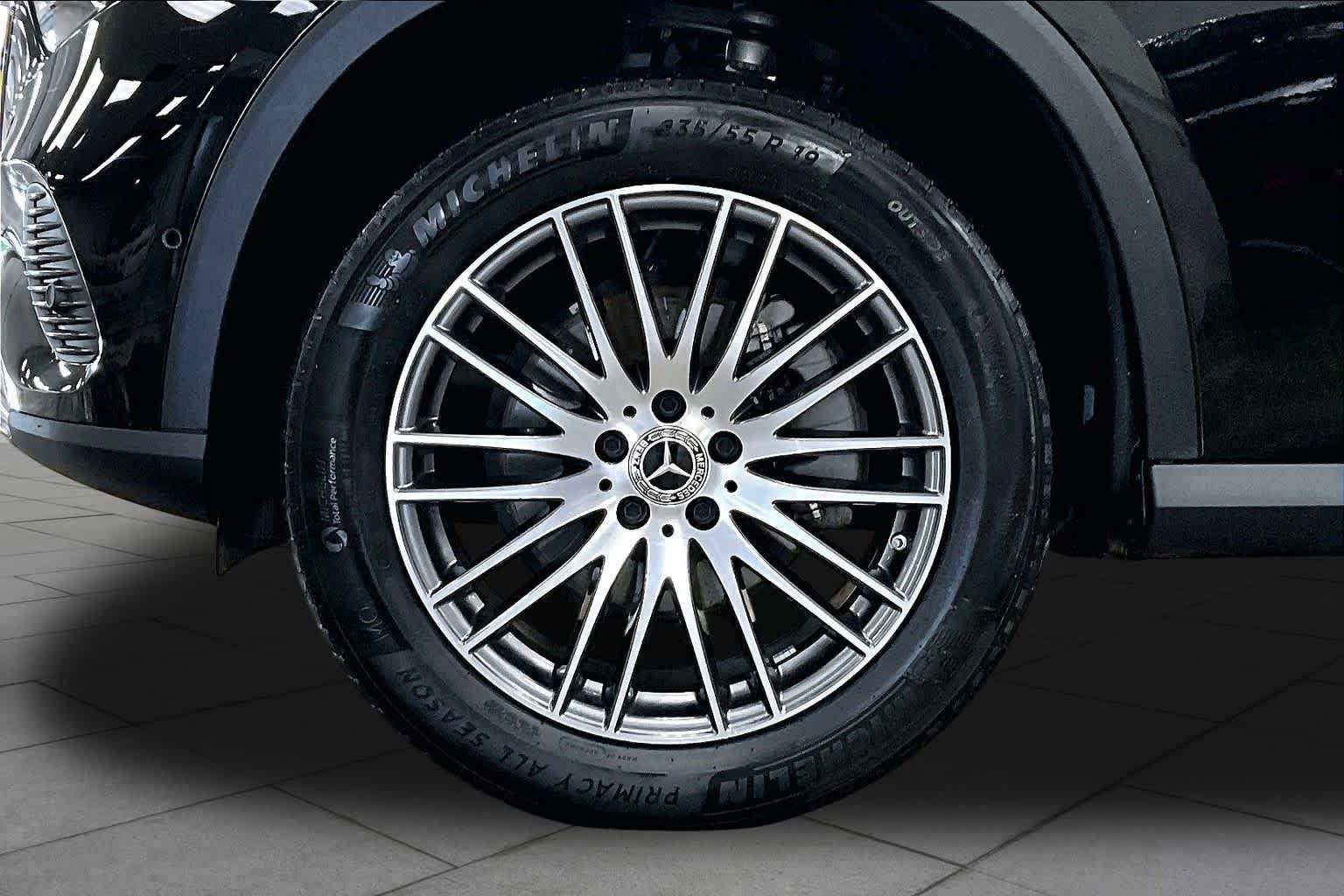 Certified Used 2023 Black Mercedes-Benz GLC 300 image 11