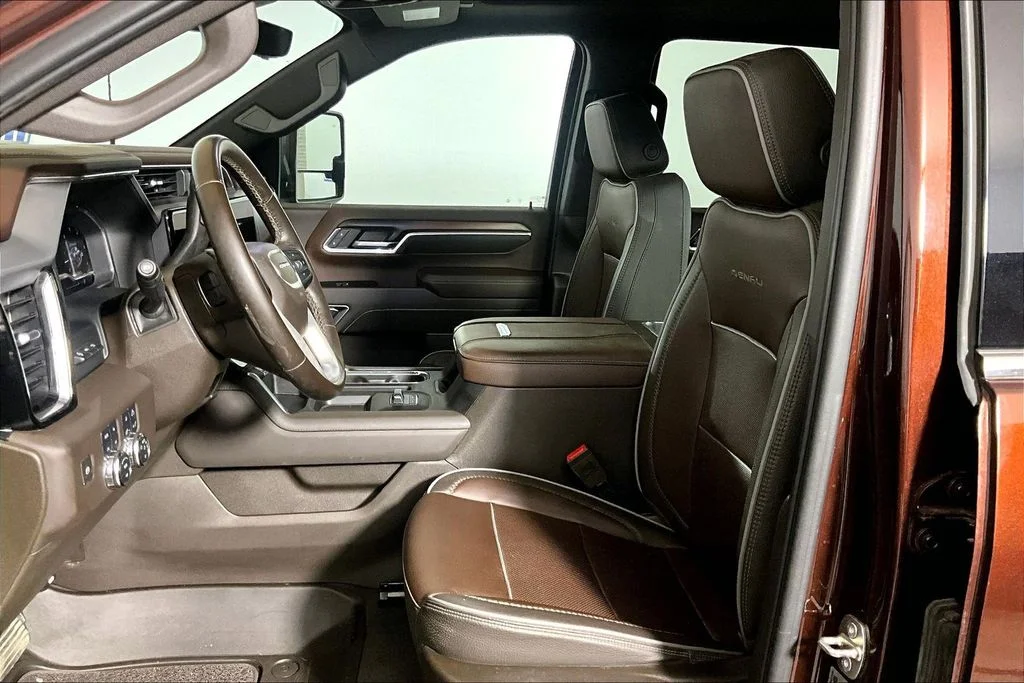 Used 2024 Redwood Metallic GMC Denali image 20