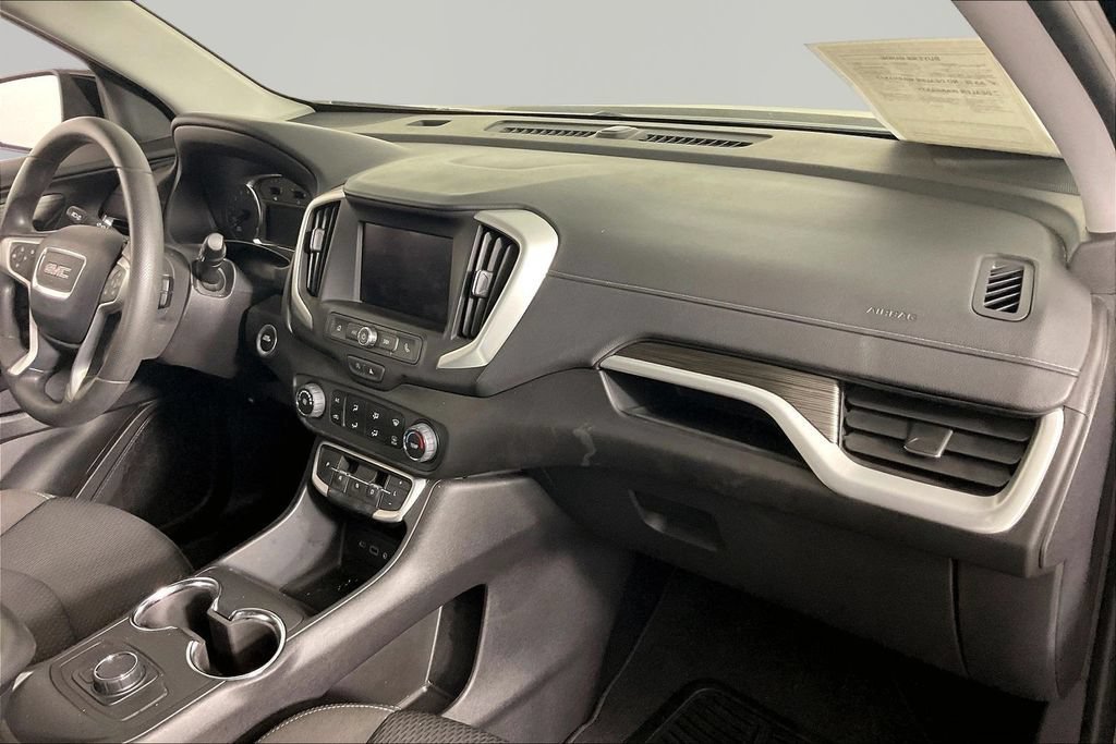 2024 GMC Terrain SLE - Photo 21