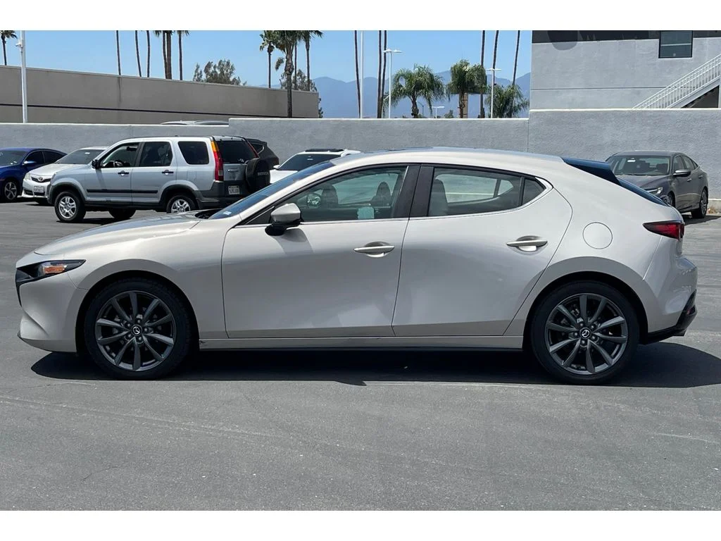 Used 2023 Platinum Quartz Metallic Mazda 2.5 S Preferred image 3