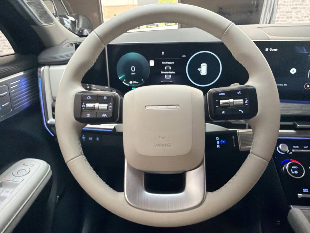 New 2027 Phantom Black Hyundai Limited image 23