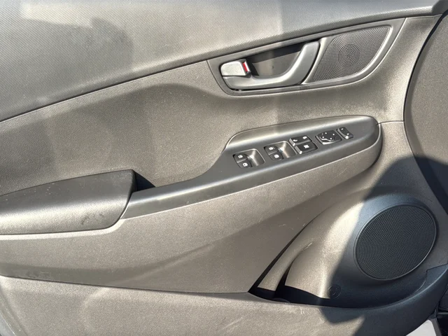 Used 2023 Gray Hyundai SEL image 30