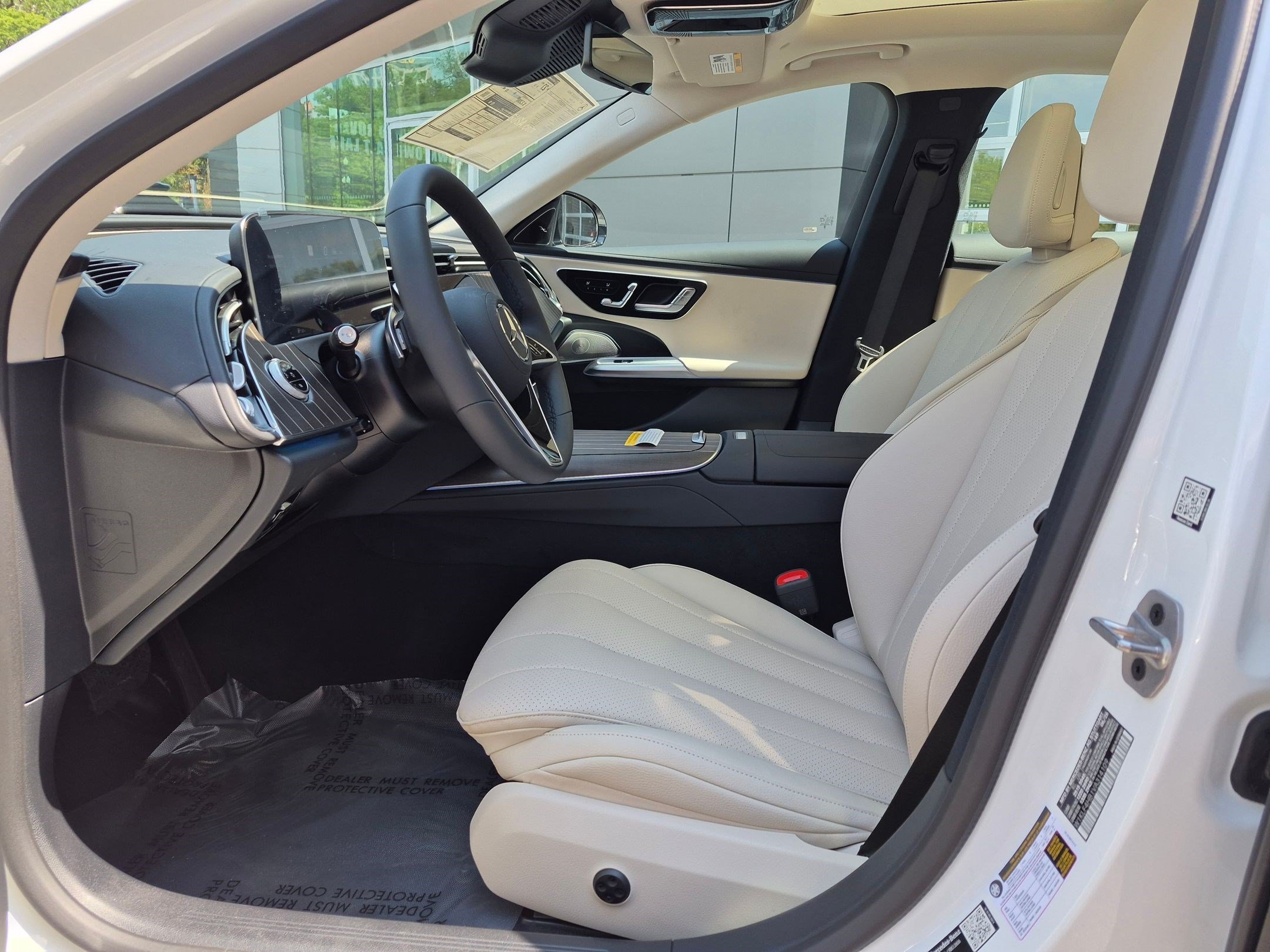 New 2027 Polar White Mercedes-Benz E 350 image 13