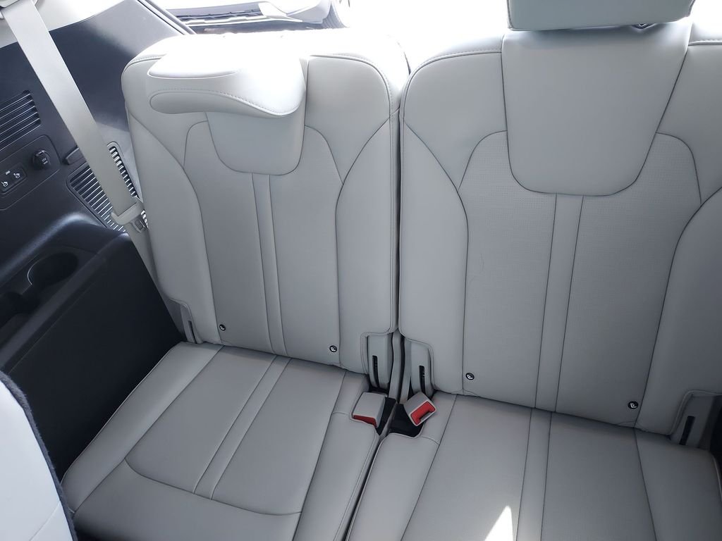 Used 2025 Gray Kia EX image 29