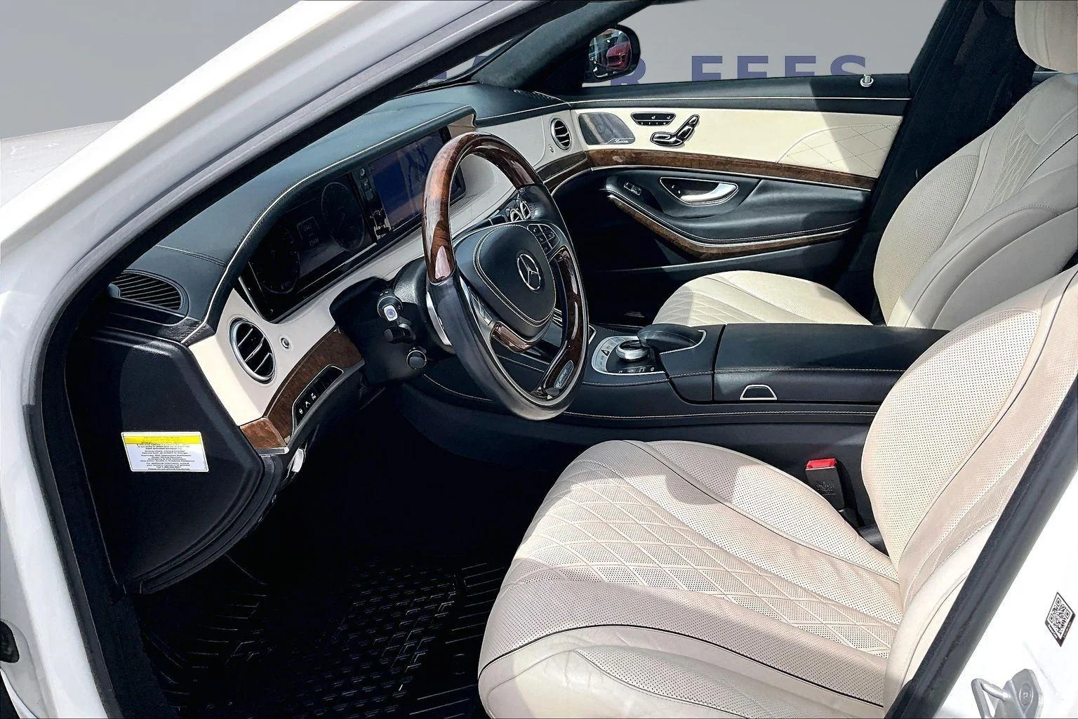 Used 2014 Diamond White Metallic Mercedes-Benz S 550 image 17