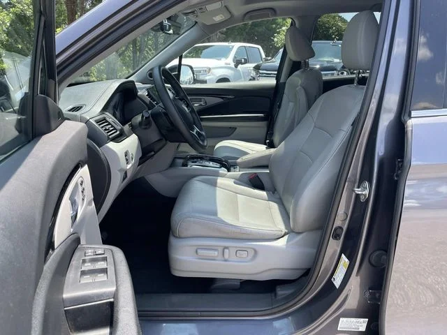 Used 2019 Gray Honda Touring image 16