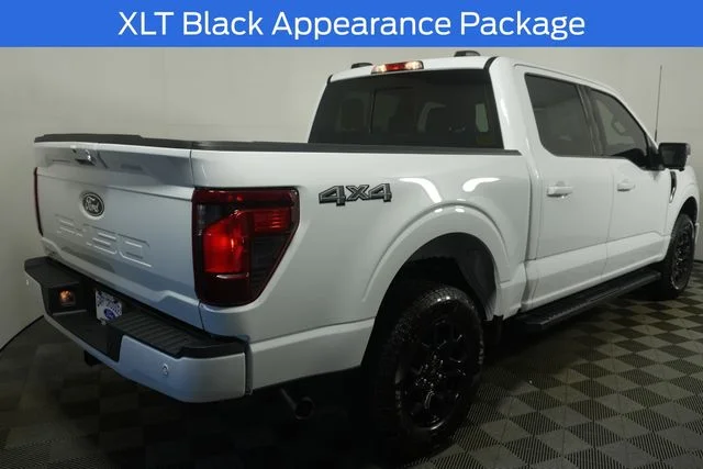 New 2026 Oxford White Ford XLT image 3