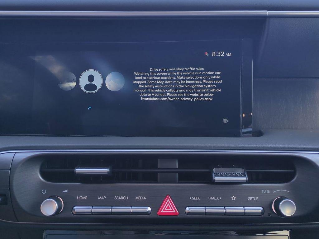 New 2026 Silver Hyundai SEL 8P image 22