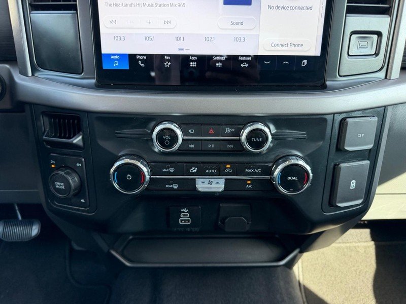 Used 2025 Carbonized Gray Metallic Ford XLT image 14