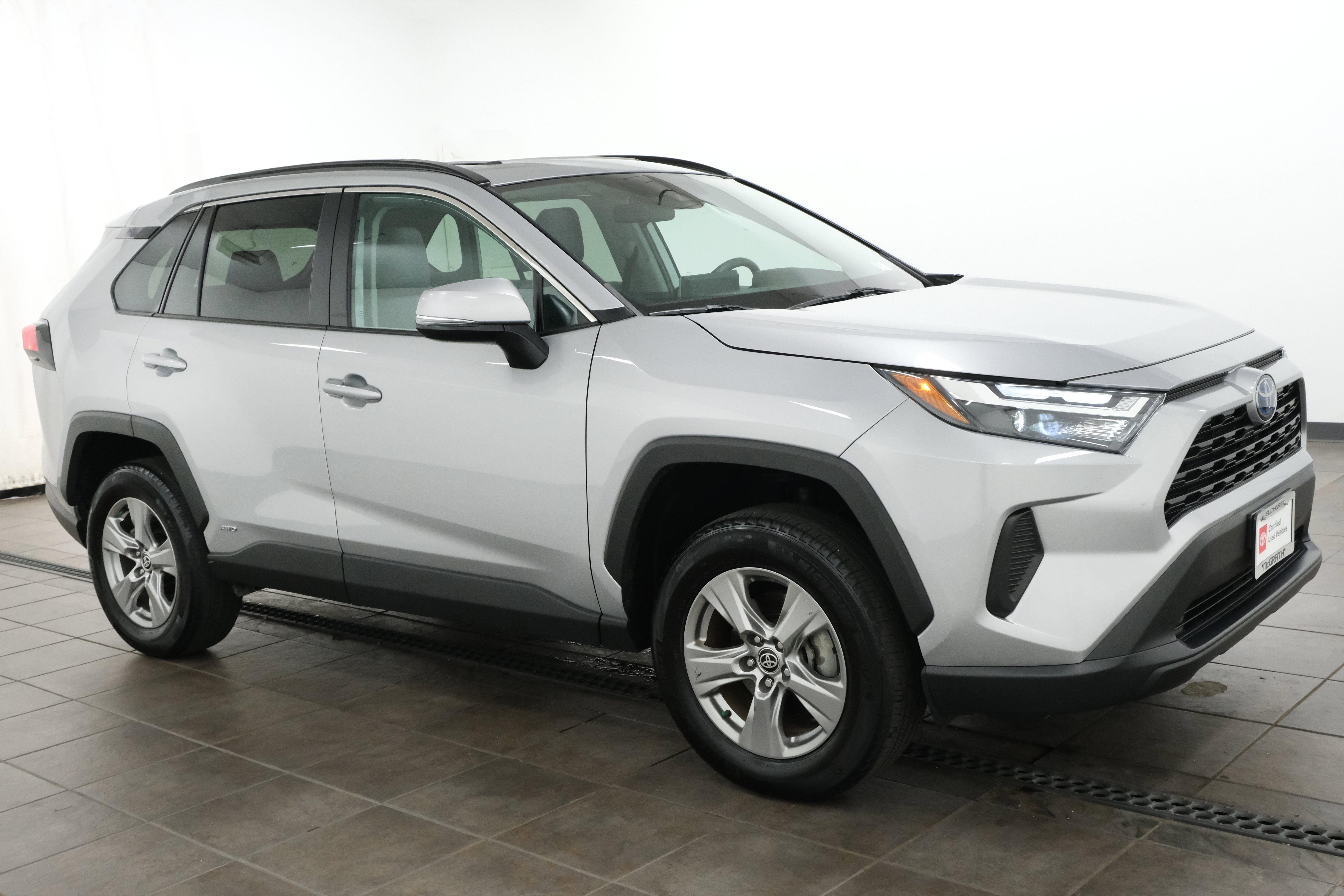 Certified Used 2024 Silver Sky Metallic Toyota XLE image 7