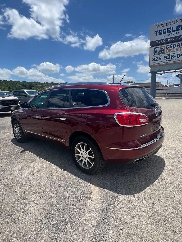 Used 2015 Buick Enclave Leather with VIN 5GAKRBKD0FJ293087 for sale in Goldthwaite, TX