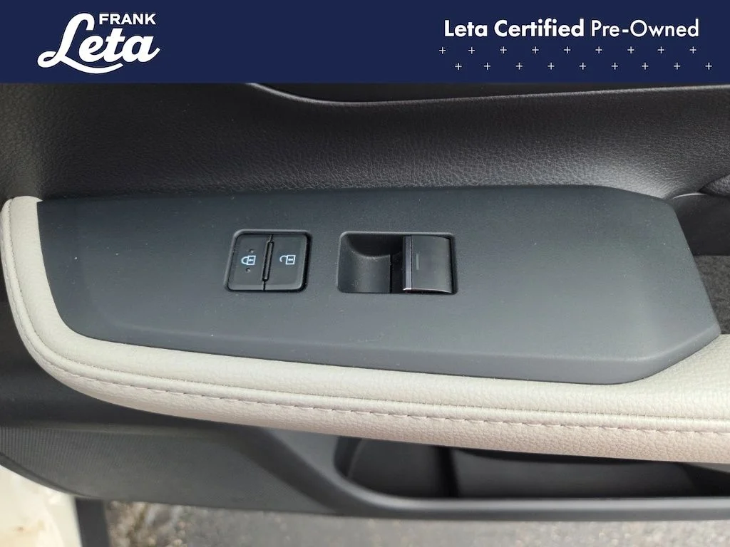 Used 2024 White Toyota Platinum image 23