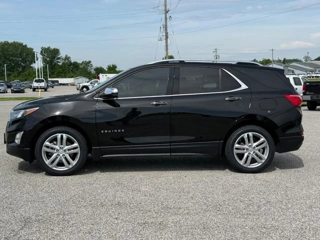 Used 2018 Chevrolet Equinox Premier with VIN 2GNAXNEX7J6225700 for sale in Granite City, IL