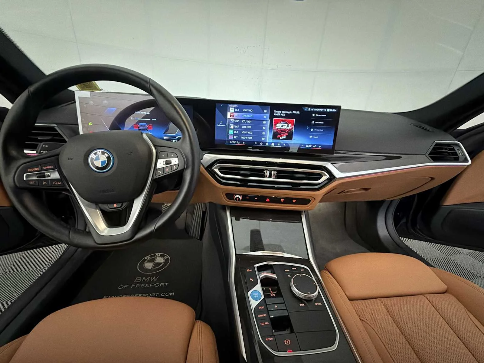 2024 BMW i4 35 - Photo 14