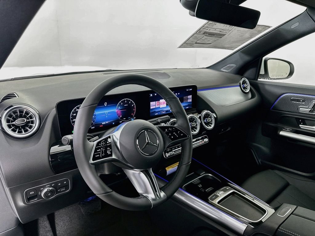 New 2026 Polar White Mercedes-Benz GLA 250 image 9