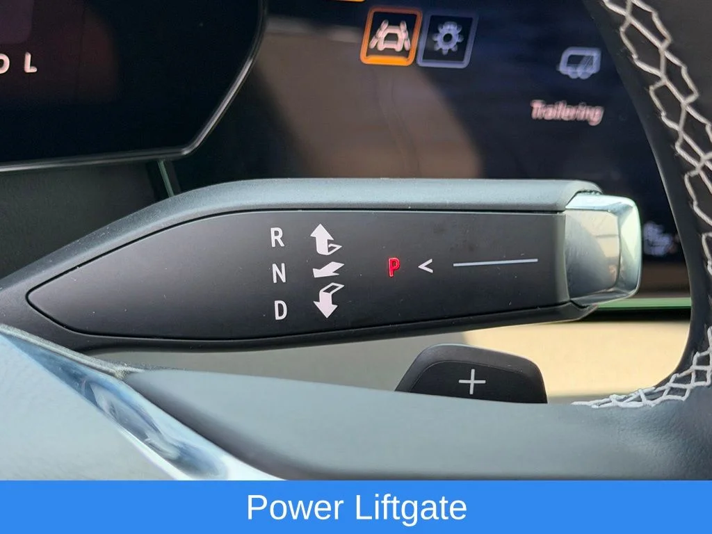 Used 2026 White Chevrolet LT image 19