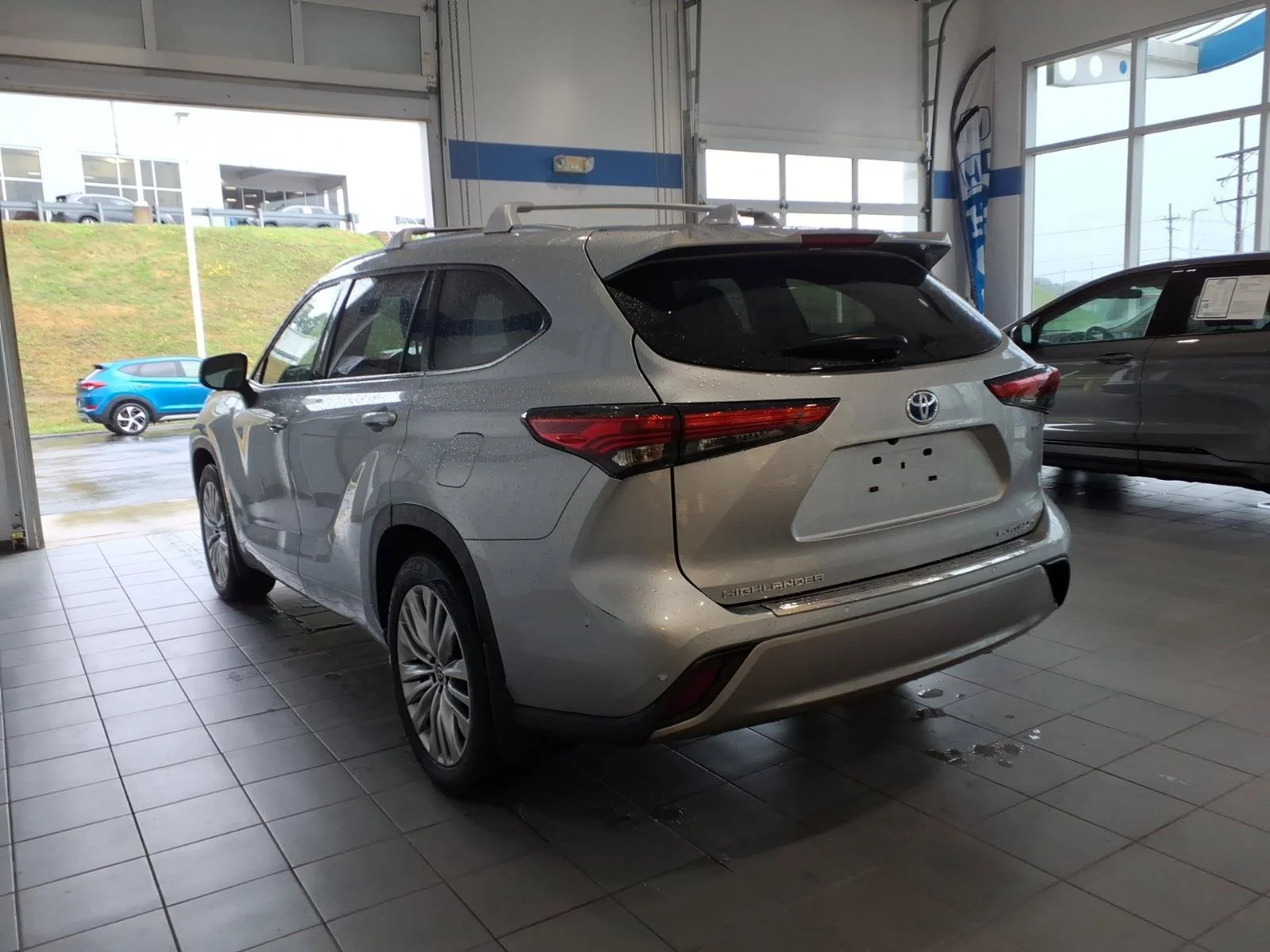 Used 2023 Celestial Silver Metallic Toyota Hybrid Platinum image 7