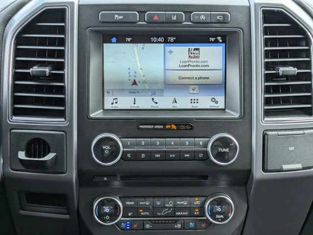 Used 2018 Blue Metallic Ford Platinum image 12