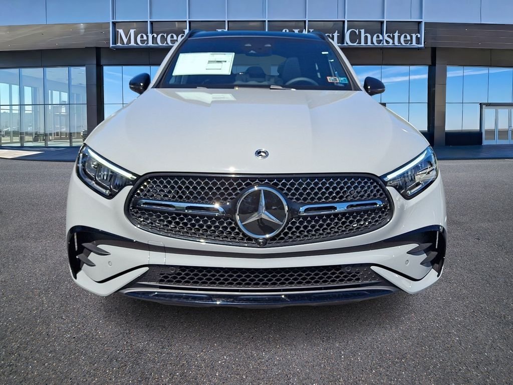 New 2027 MANUFAKTUR Alpine Grey Mercedes-Benz GLC 300 image 2