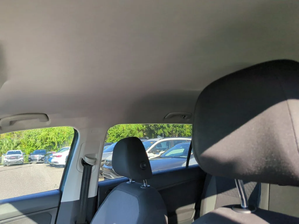 Used 2019 Blue Volkswagen 2.0T S image 8