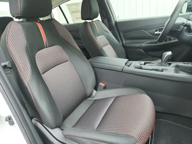 New 2026 White Nissan SR image 40