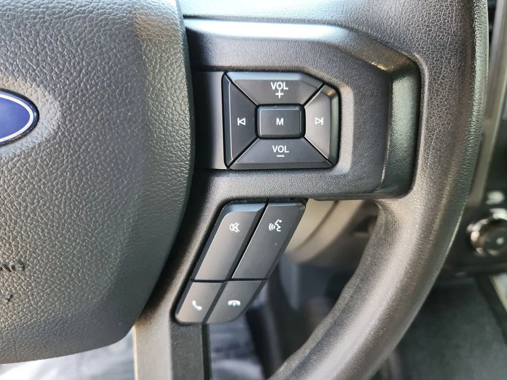 Used 2022 White Ford XL image 21