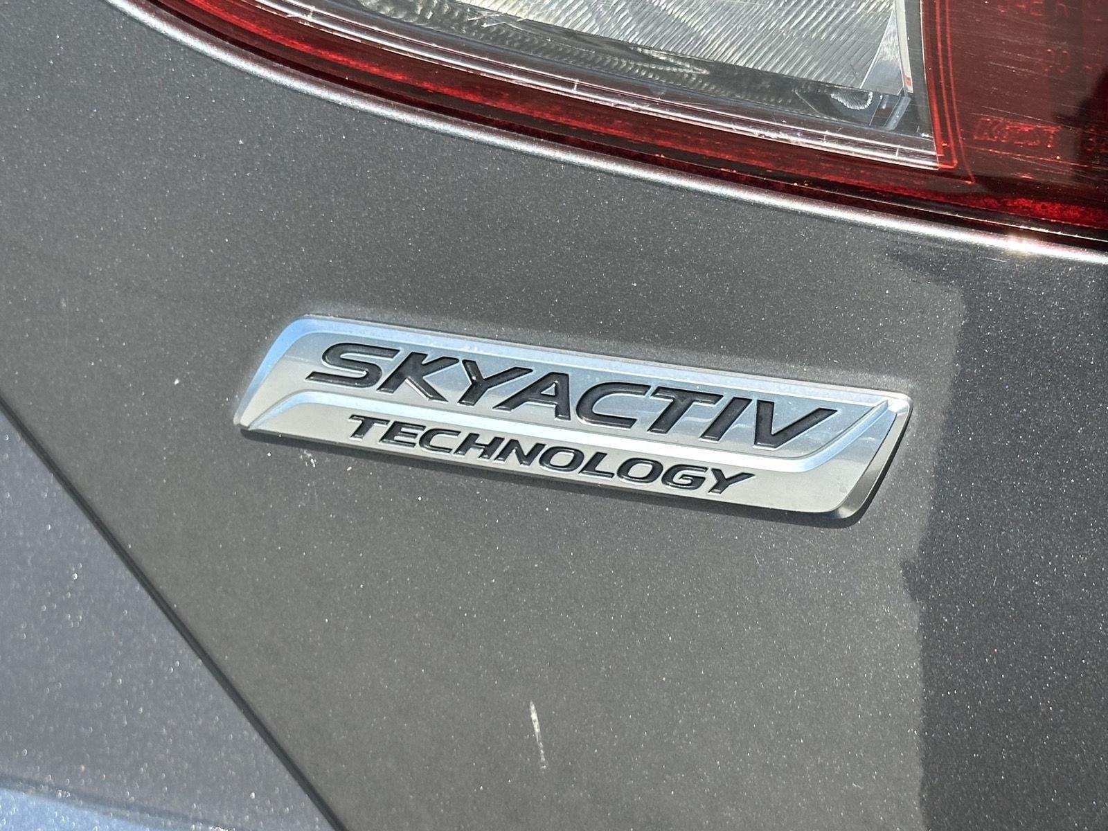 Used 2015 Meteor Gray Mica Mazda i Sport image 10