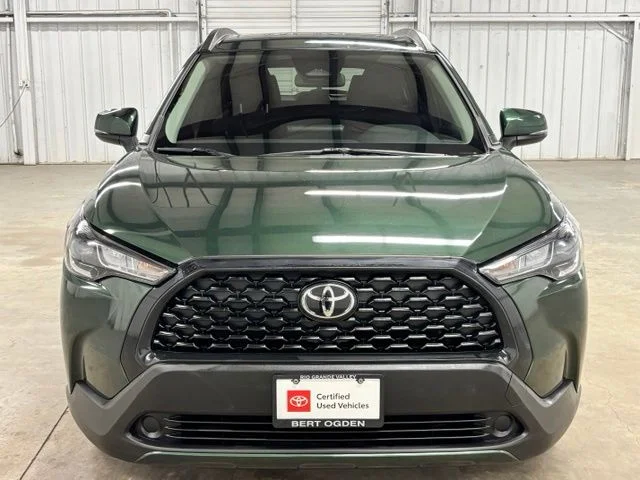 Used 2023 Green Toyota LE image 2